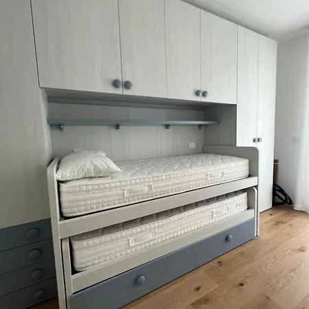 Lägenhet Sirio 7 *